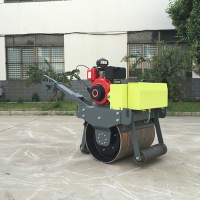 小型壓路機(jī)如何預(yù)防打滑？