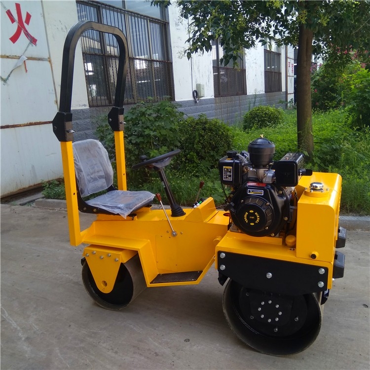沖擊壓路機(jī)是怎么保養(yǎng)的？